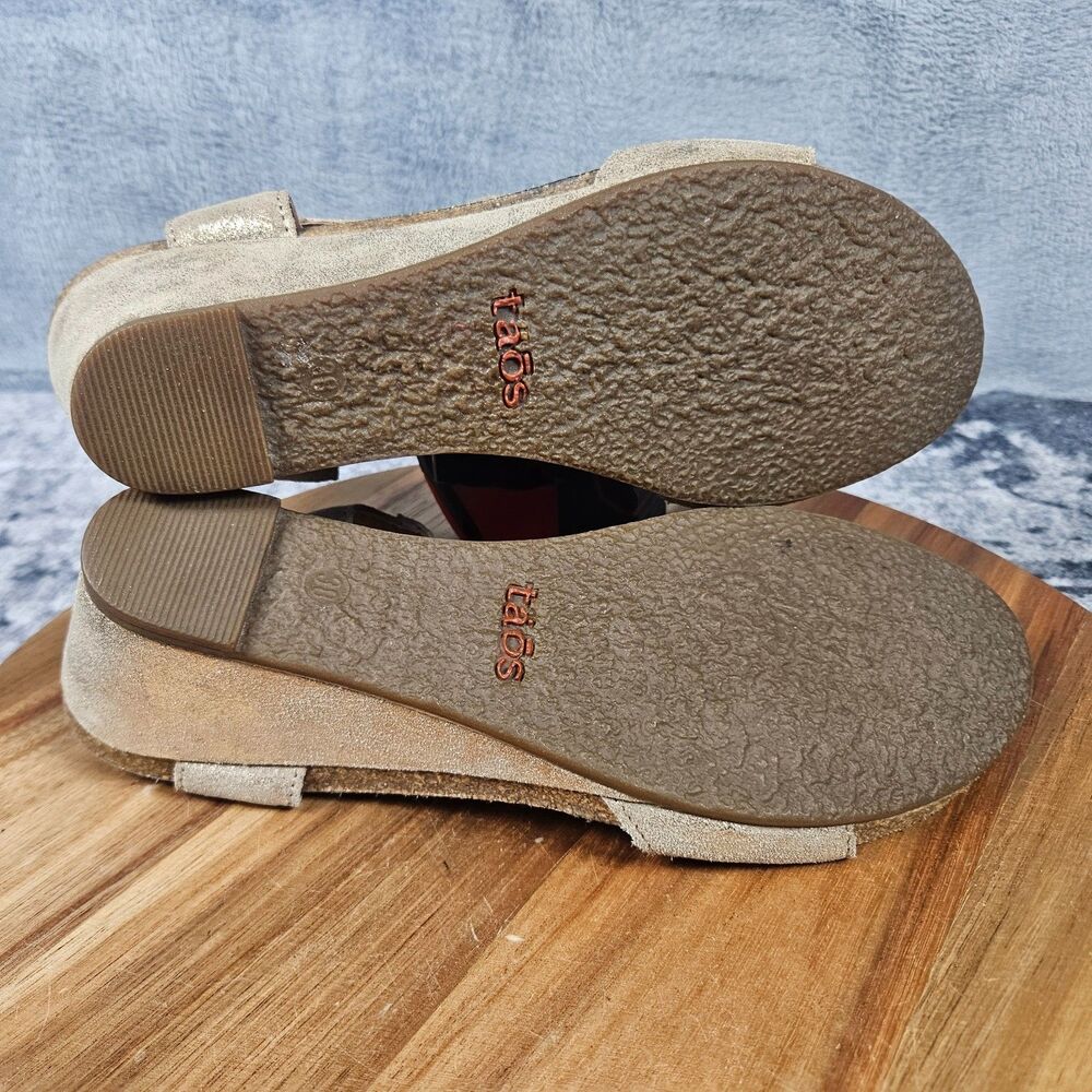 Taos Festival Sandals Womens Size 7 Beige Shimmer Leather Wedge Comfort Strappy - Picture 10 of 11